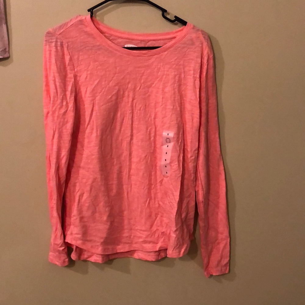Old Navy Everywear top!